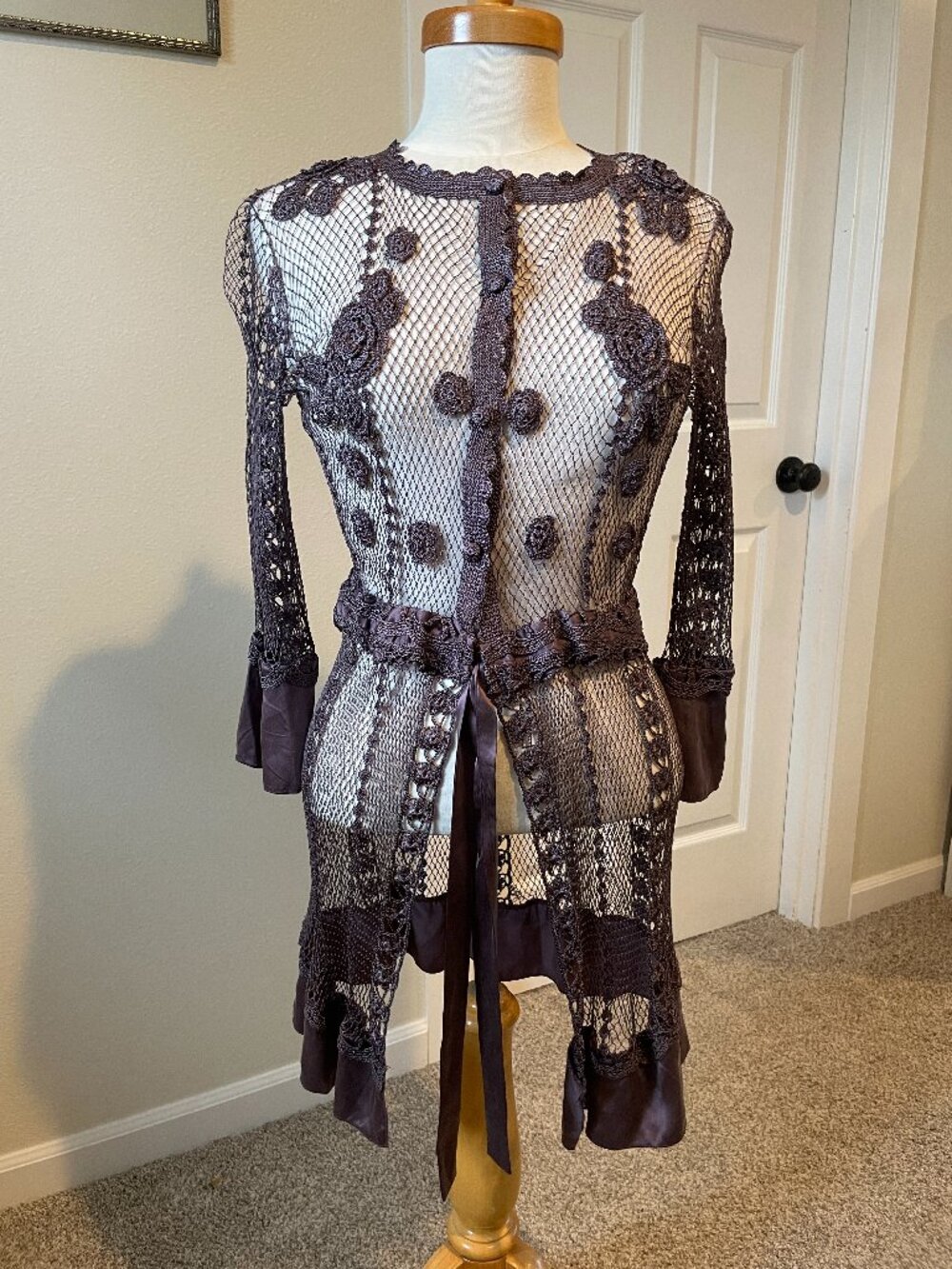 Kale Bob Purple Lace Rose Medium 100% Rayon Cardigan